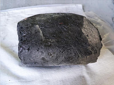 結(jié)合劑加入量對無水炮泥性能的影響