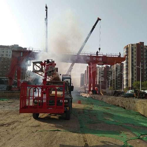 起重机安装现场