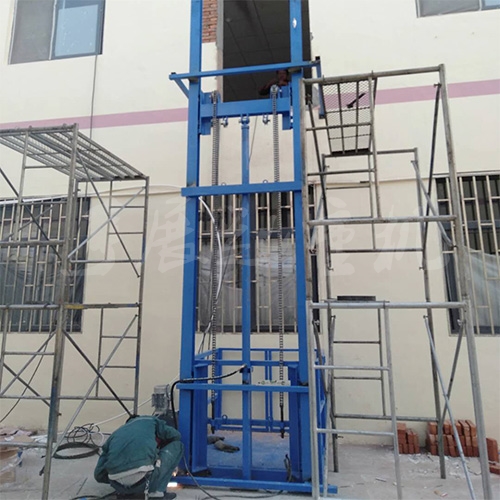 阐述胶州液压货梯事故频发的两的个点