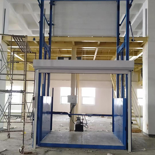 青岛货梯外表油漆处理办法