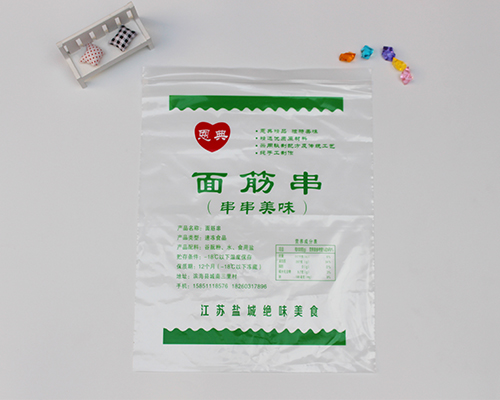 挑選塑料食品包裝袋時(shí)的注意事項(xiàng)