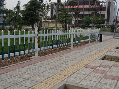 高強玻璃（lí）鋼電力圍欄（lán）