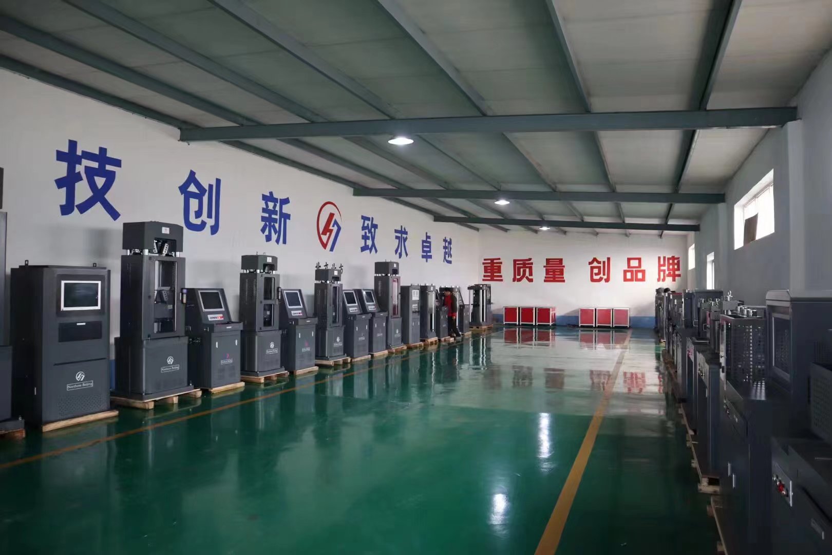 赤峰库房一角