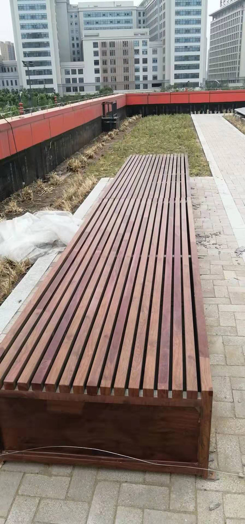 防腐木长椅
