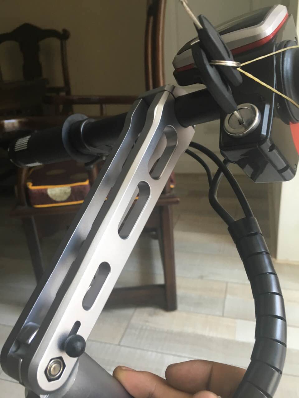 【图文】小编为您讲解锂电池的保养方法_电动车锂电池的使用电池保养很重要