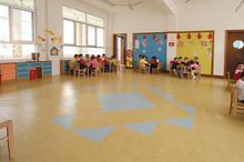 幼儿园塑胶地板